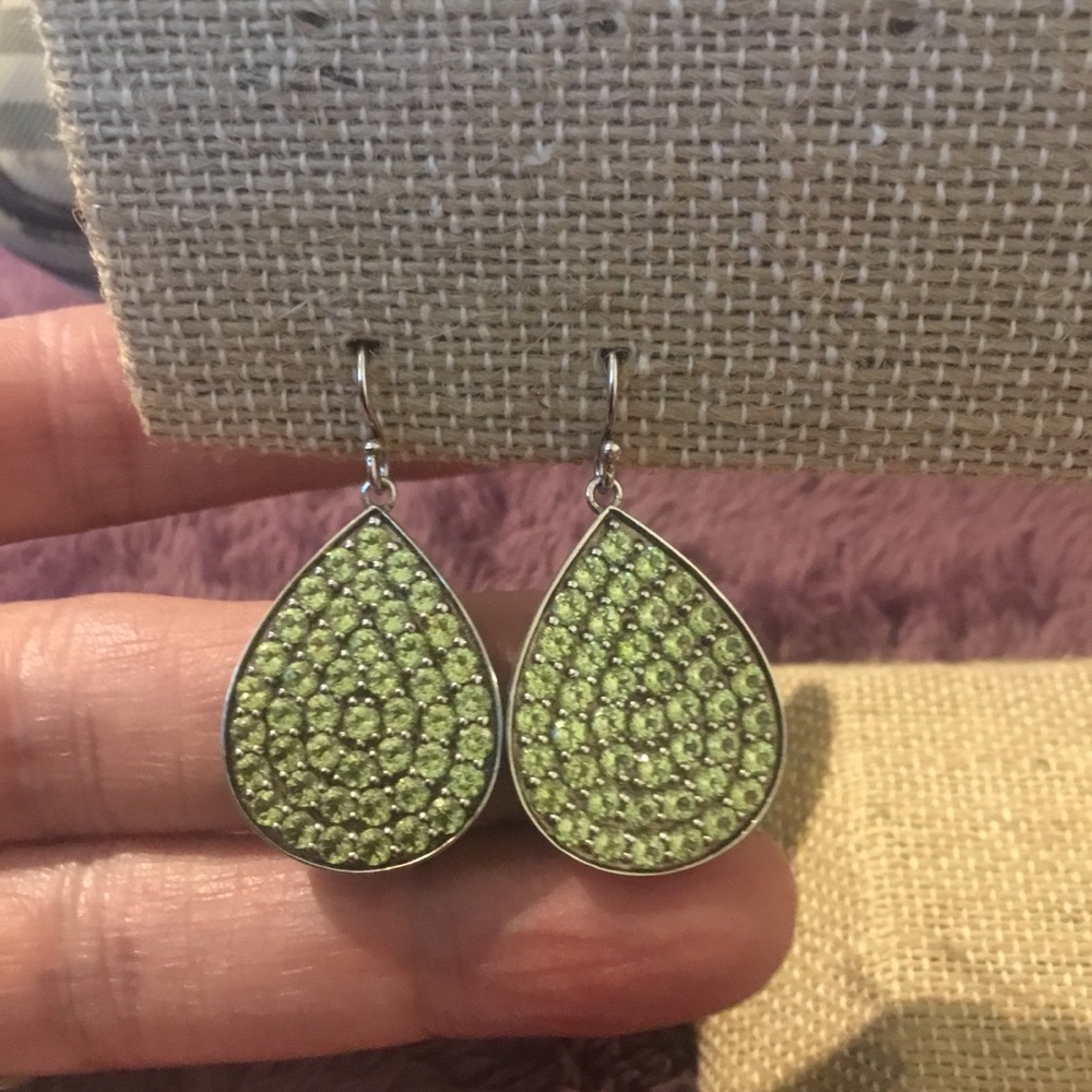 Vintage Natural Peridot Sterling Silver Dangle Earrings